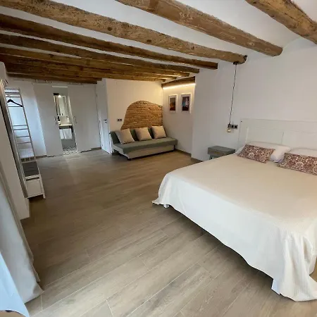 Holiday home Ros Centric Cal Ros Montblanc